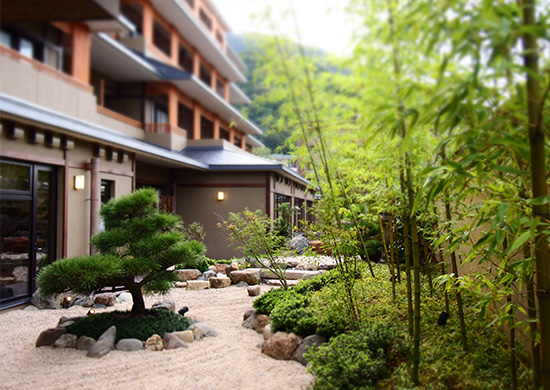 京都 嵐山温泉 花伝抄