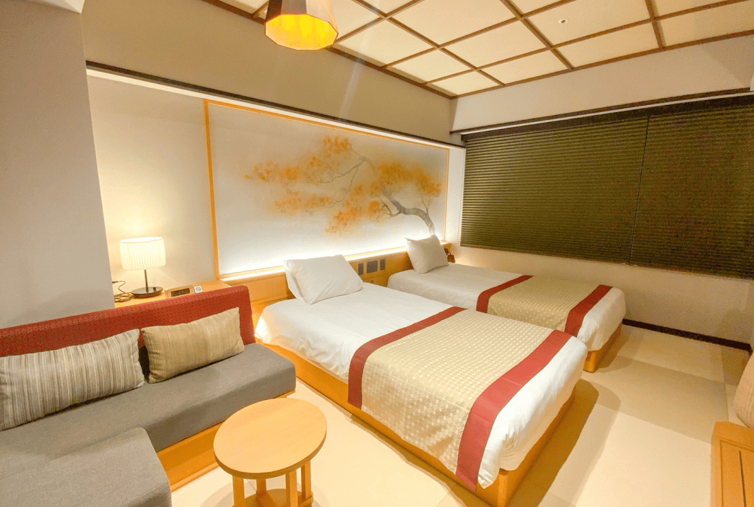 客室:紅葉