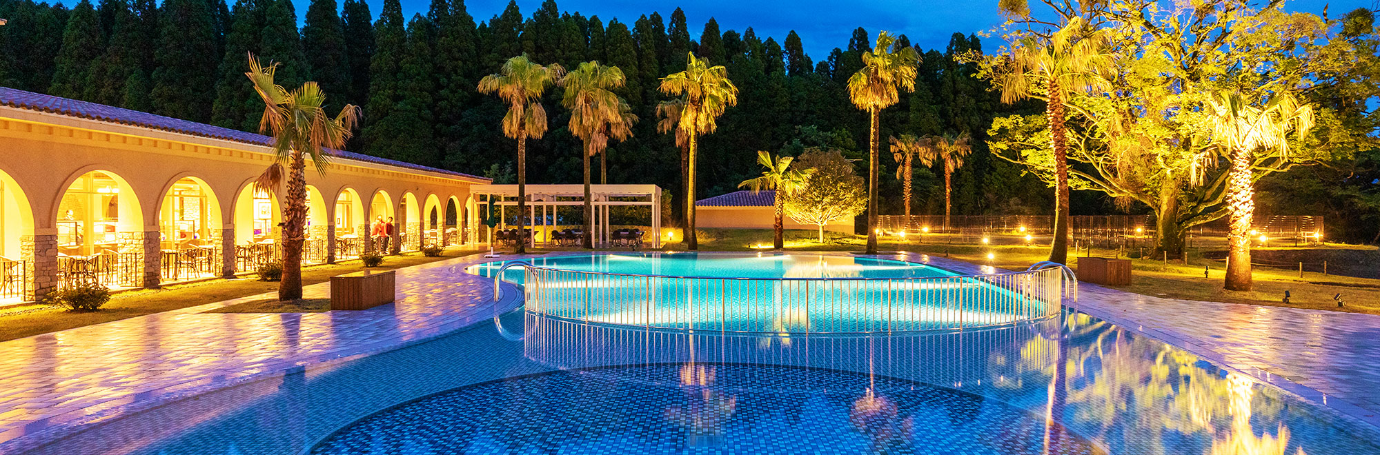 ガーデンプール