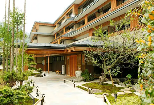 画像:京都 嵐山温泉 花伝抄